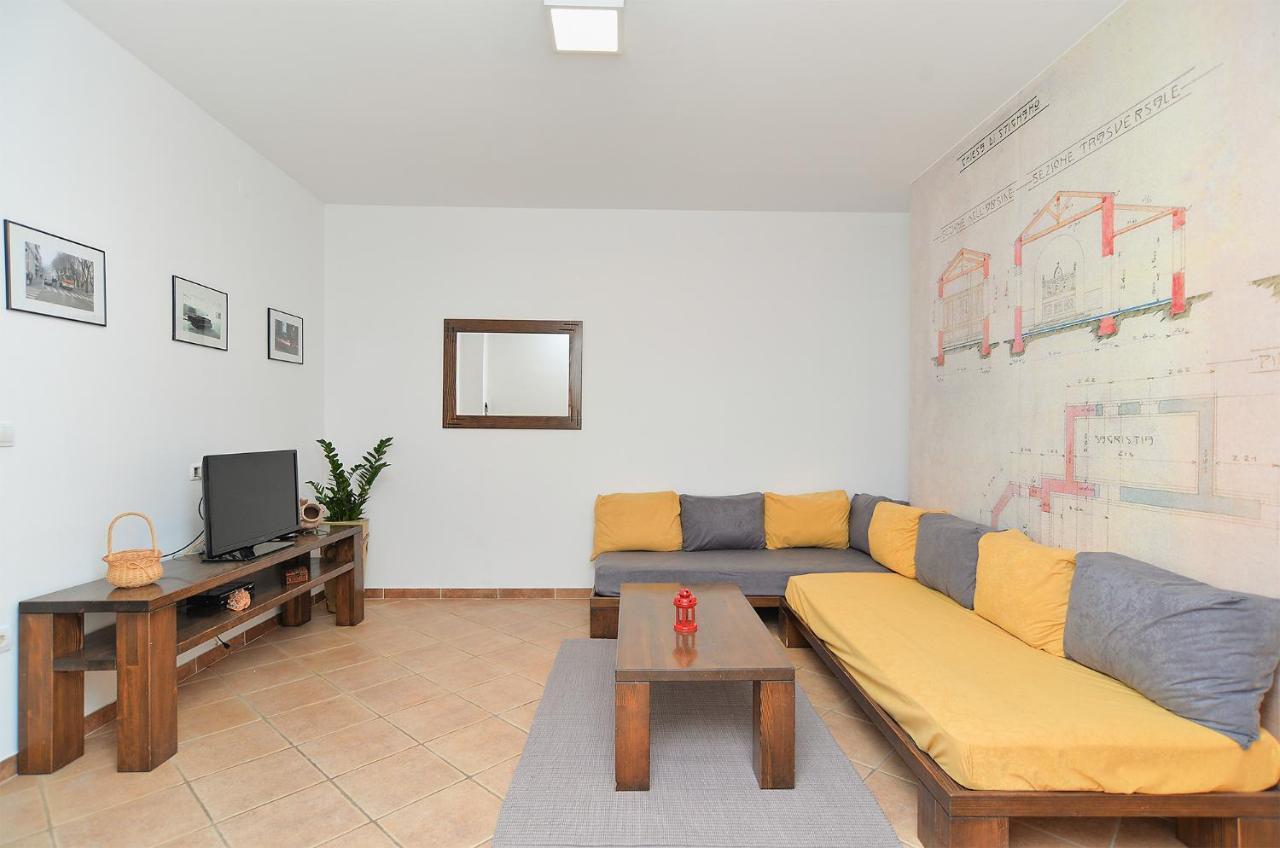 فيلا House Dragan 1980 بولا المظهر الخارجي الصورة