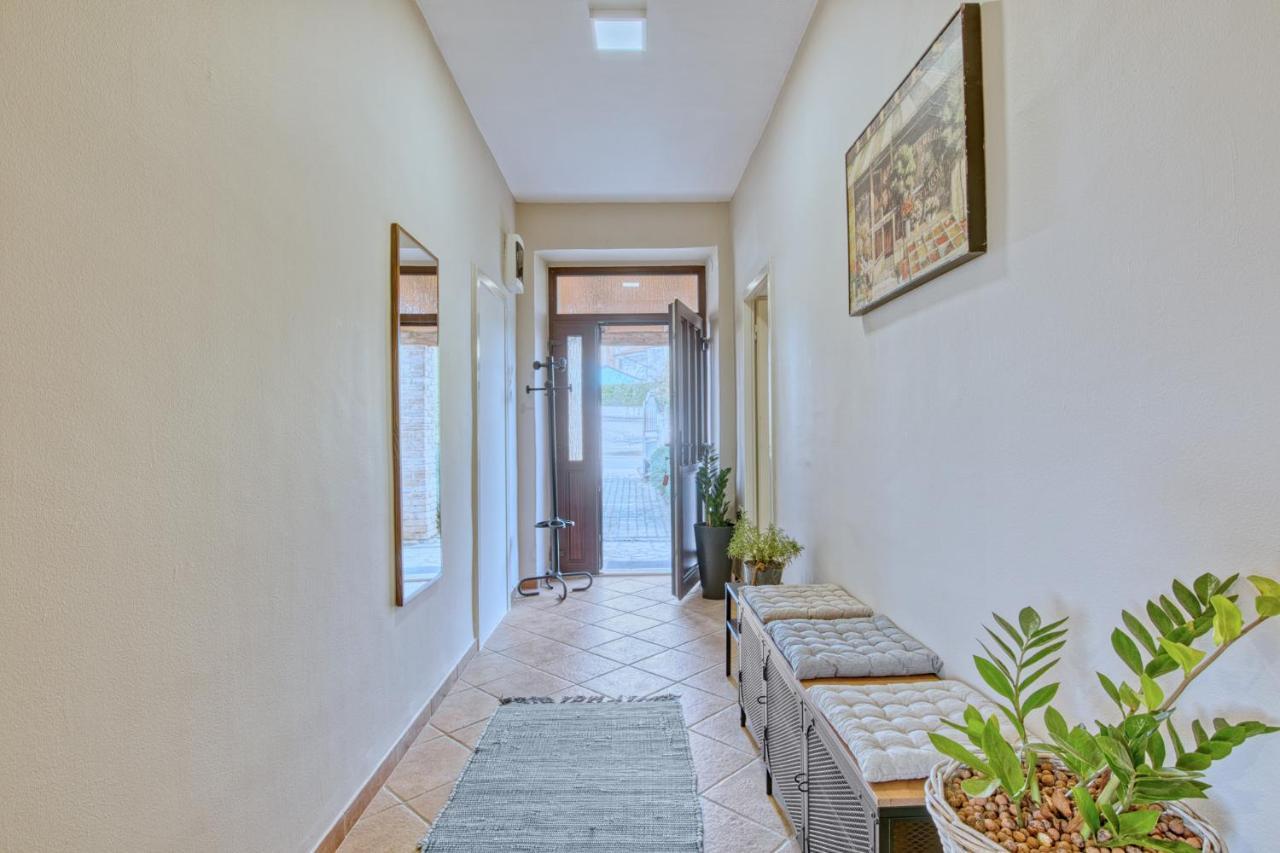 فيلا House Dragan 1980 بولا المظهر الخارجي الصورة
